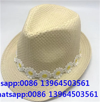 Капелюх Fedora з маленькою квіткою
