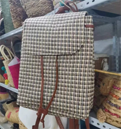 Рюкзак з рюкзака